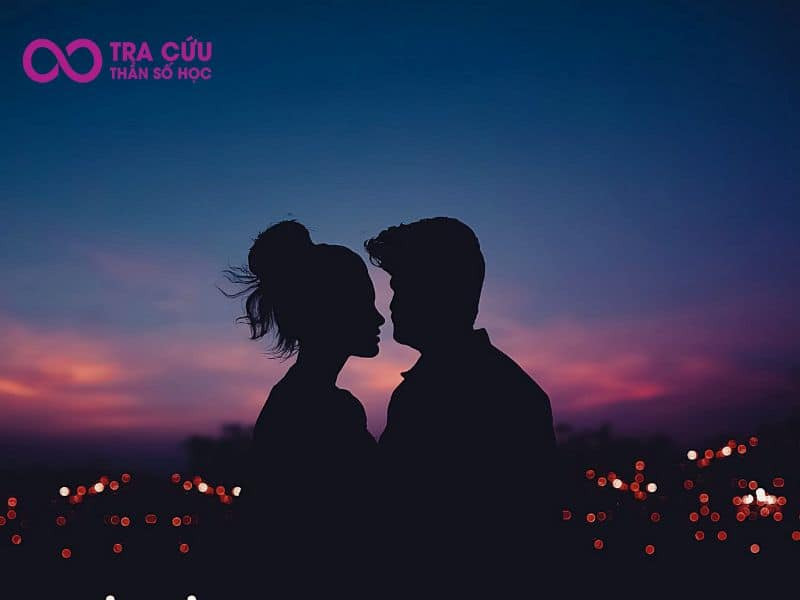 Bạch Dương và Nhân Mã ôm nhau tình cảm, thể hiện tình yêu nồng cháy