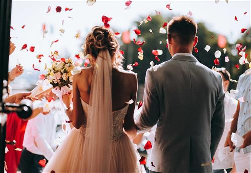 Khi nào 12 chòm sao nam quyết định dừng mọi cuộc vui để xây dựng gia đình bên người mình yêu?