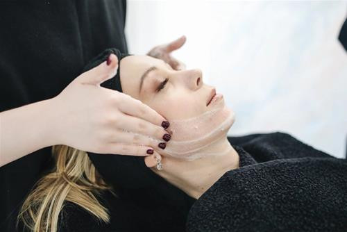 Đâu là bí quyết trẻ mãi không già của 12 chòm sao?
